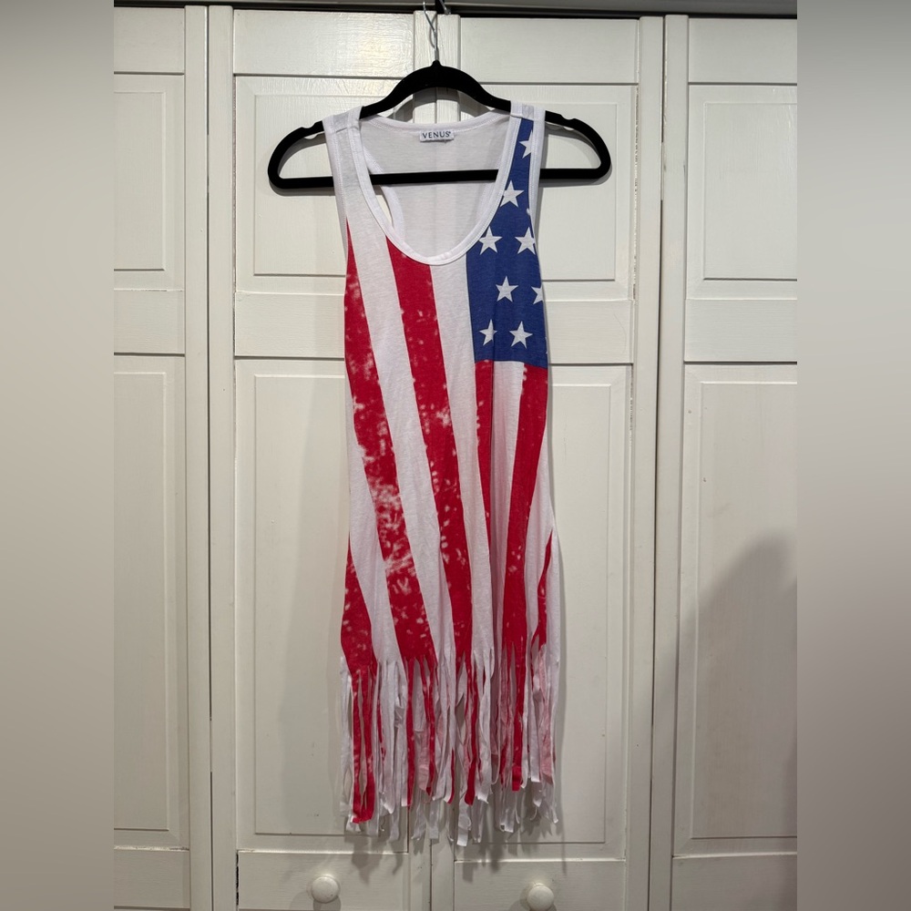 Venus‎ swim coverup size S/M